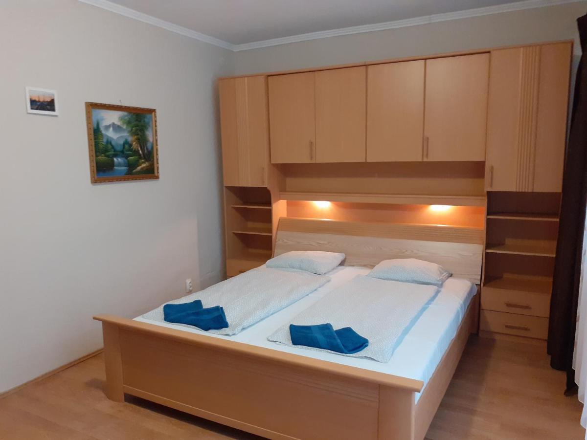 Margareta Apartman - Балатонлелле Экстерьер фото